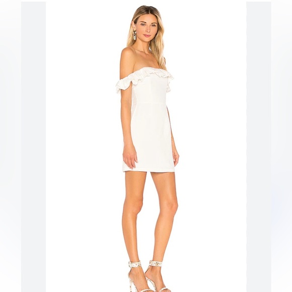 superdown Dresses & Skirts - Superdown Emery Off The Shoulder Dress White/Cream Ruffle XS NEW